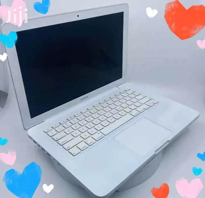 Laptop Apple MacBook 2GB Intel Core 2 Duo HDD 250GB