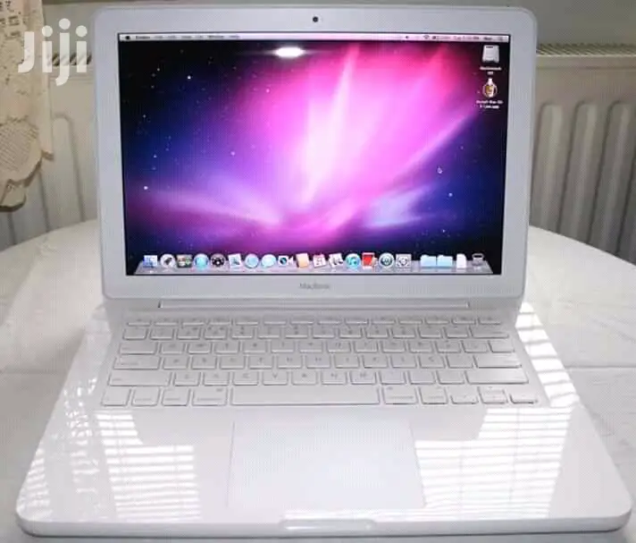 Laptop Apple MacBook 2010 2GB Intel Core 2 Duo HDD 250GB