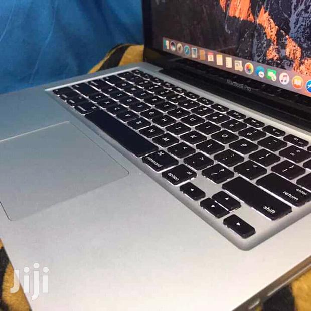 Laptop Apple MacBook 14" 500GB HDD 4GB RAM