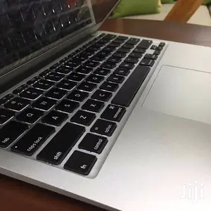 Laptop Apple MacBook Air 2012 4GB Intel Core I5 SSD 128GB
