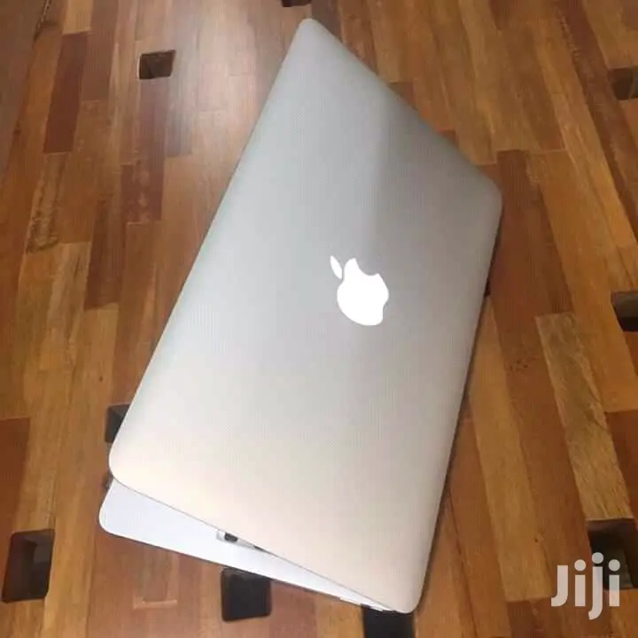 Laptop Apple MacBook Air 2015 8GB Intel Core i5 SSD 256GB