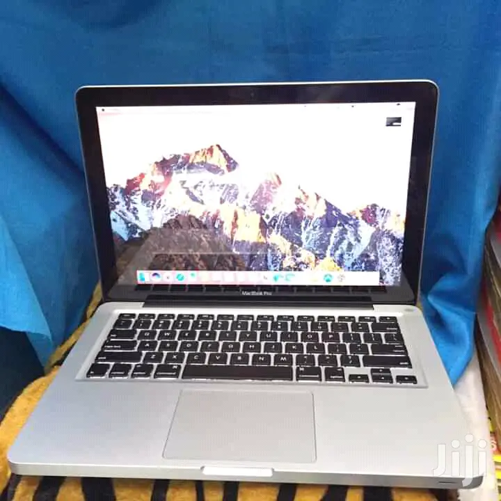 Laptop Apple MacBook 2012 8GB Intel Core i5 HDD 500GB