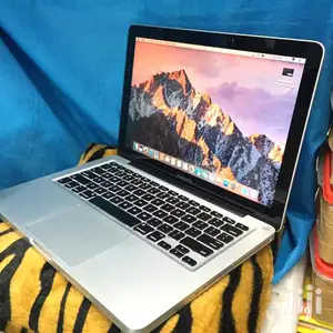 Laptop Apple MacBook 2012 8GB Intel Core i5 HDD 500GB