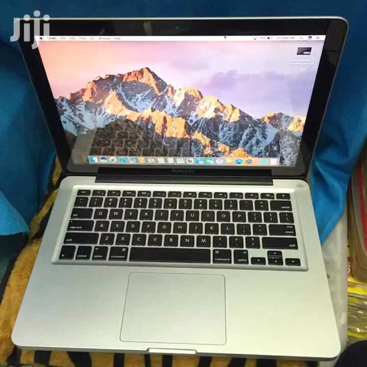 Laptop Apple MacBook 2012 8GB Intel Core i5 HDD 500GB