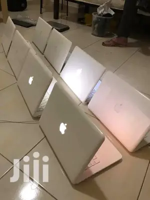 Laptop Apple MacBook 2010 2GB Intel Core 2 Duo HDD 250GB