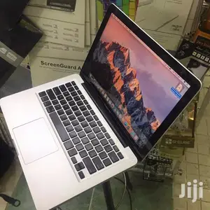 Laptop Apple MacBook 2012 4GB Intel Core i5 HDD 500GB