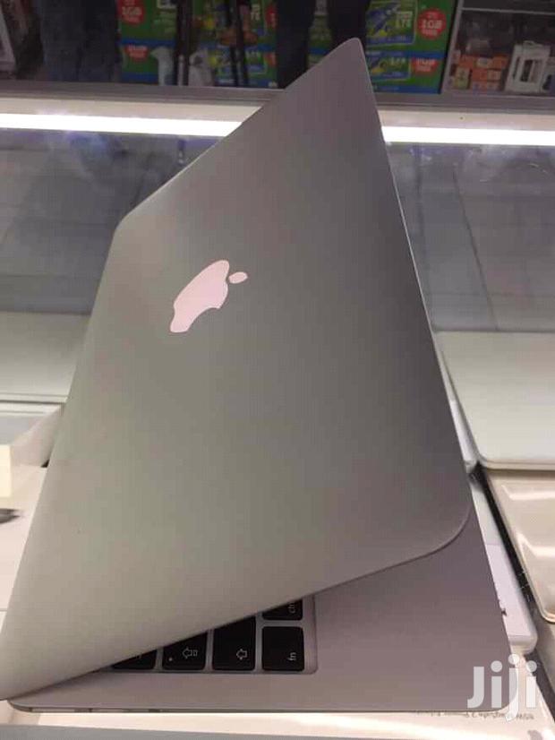 Laptop Apple MacBook Air 2015 8GB Intel Core i5 SSD 256GB - main view