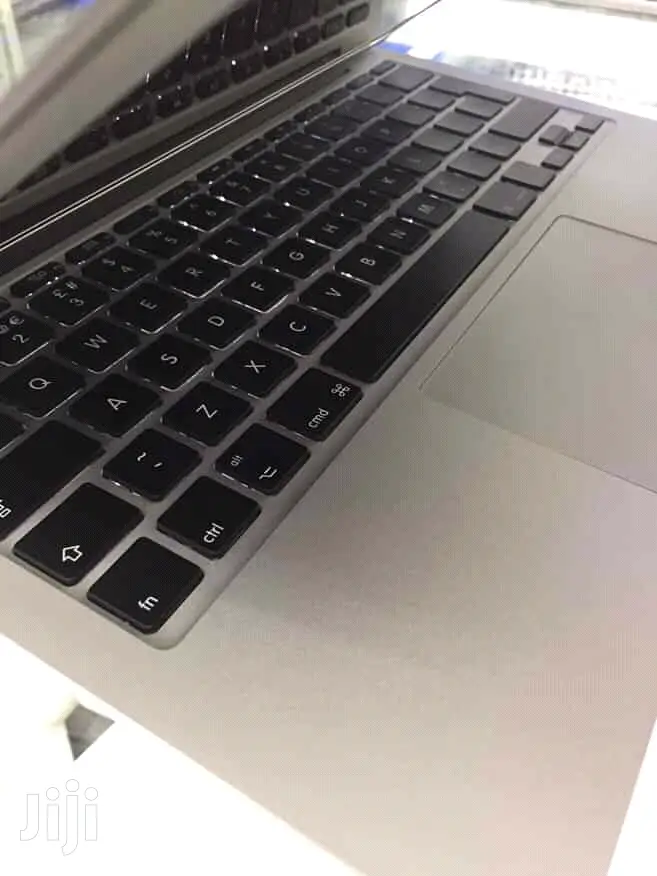 Laptop Apple MacBook Air 2015 8GB Intel Core i5 SSD 256GB