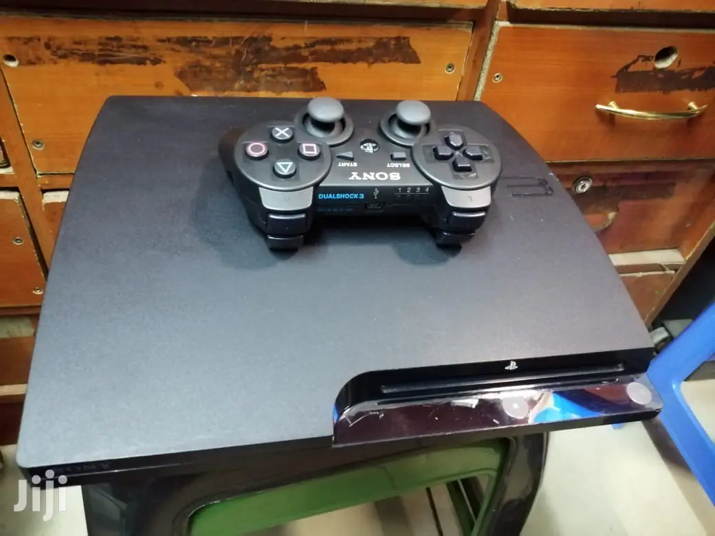 Play Station 3 Slim