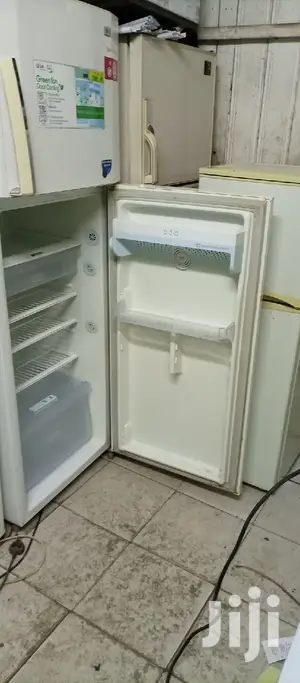 320L LG Fridge
