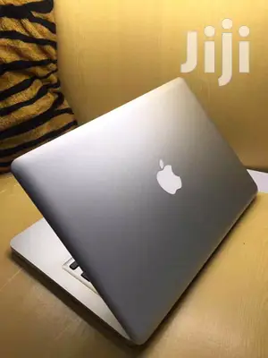 Laptop Apple MacBook Air 13.3" 128GB SSD 8GB RAM