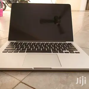 Laptop HP 15-ra003nia 8GB Intel Core i5 SSD 256GB