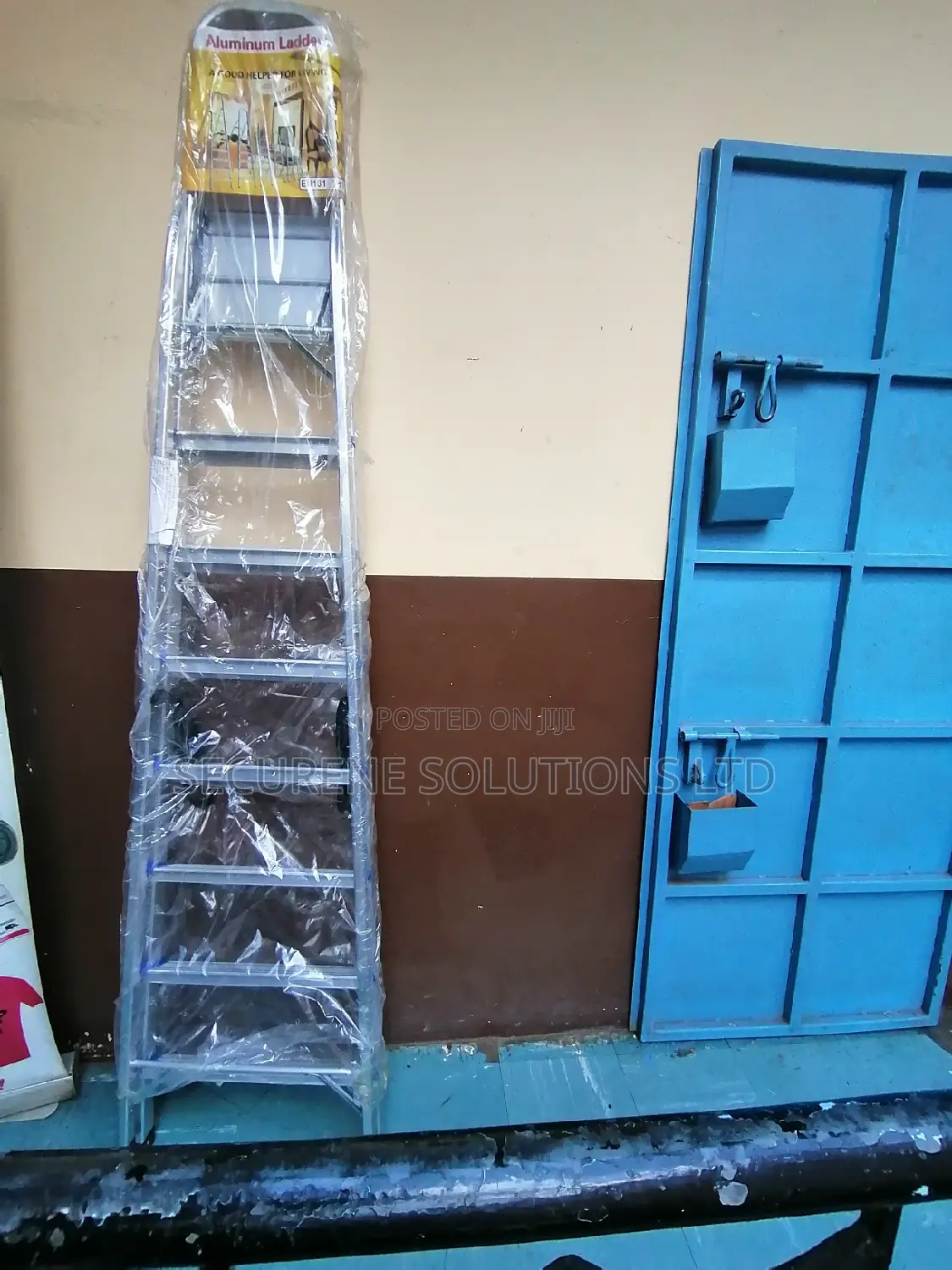 Aluminium House Hold 8 Steps Ladder