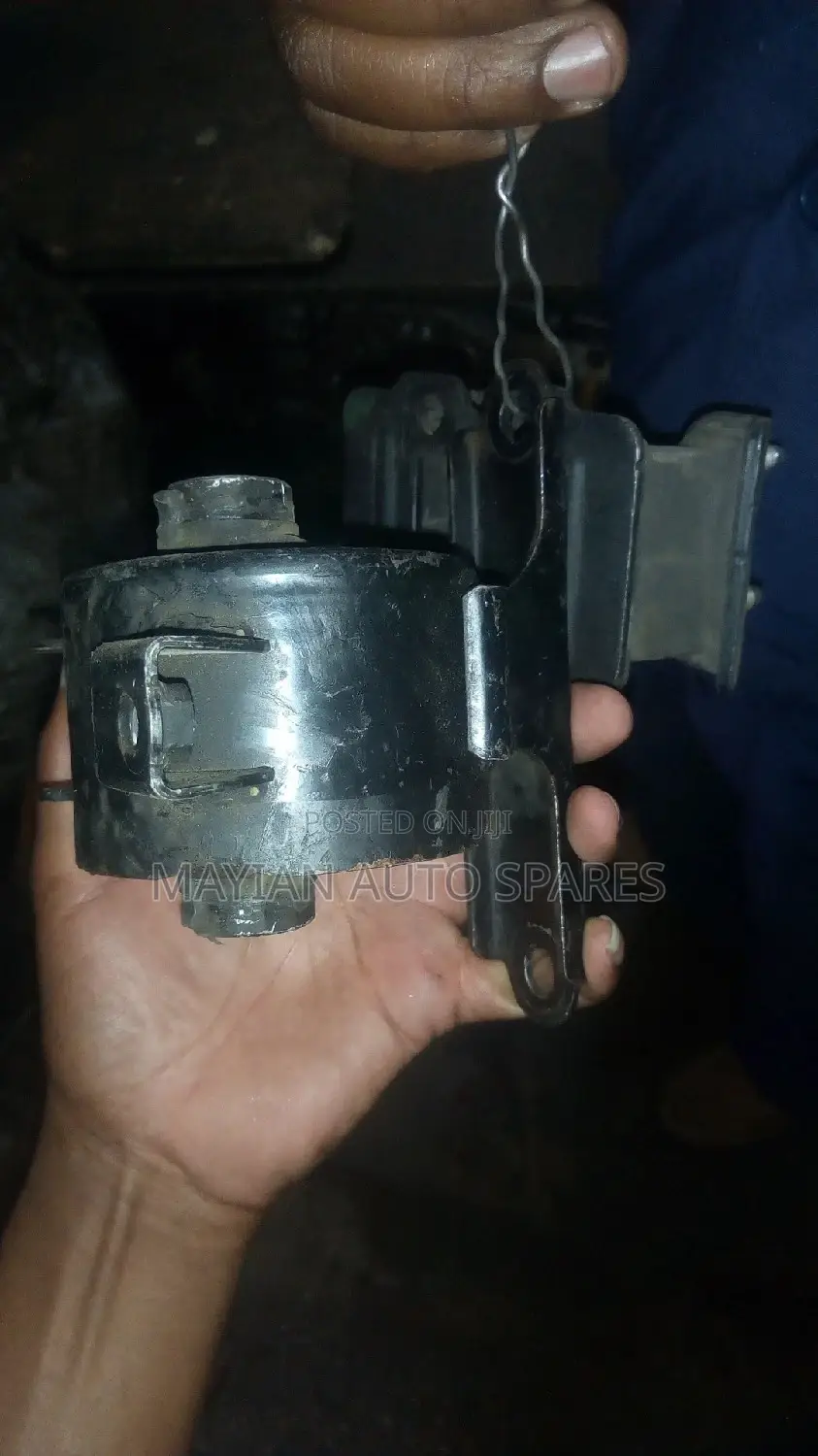 Gear Box Mounting Honda Fit