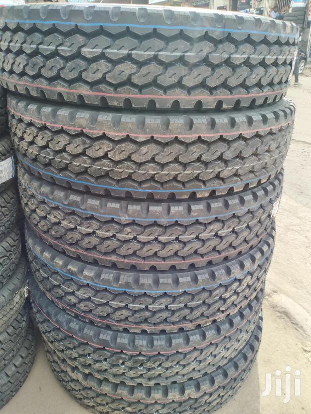 Bridgestone Tires Sizes 11R22.5 Tubeless - main view