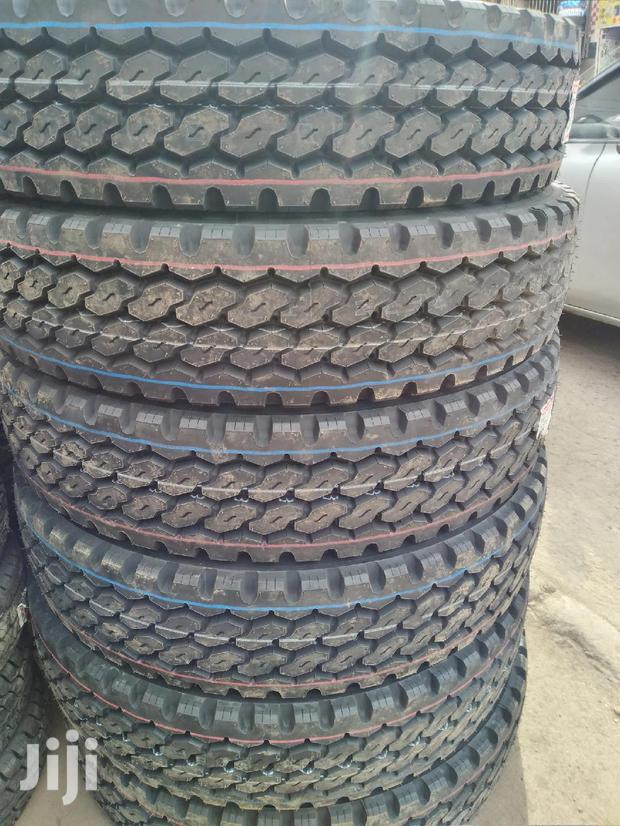 Bridgestone Tires Sizes 11R22.5 Tubeless - thumbnail 2