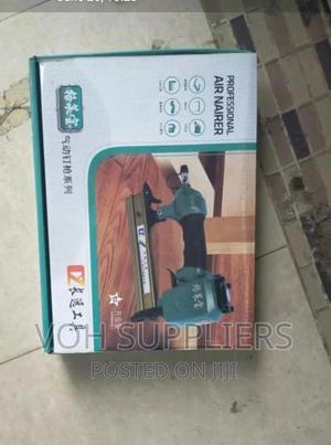 Pneumatic Stapler - thumbnail 2