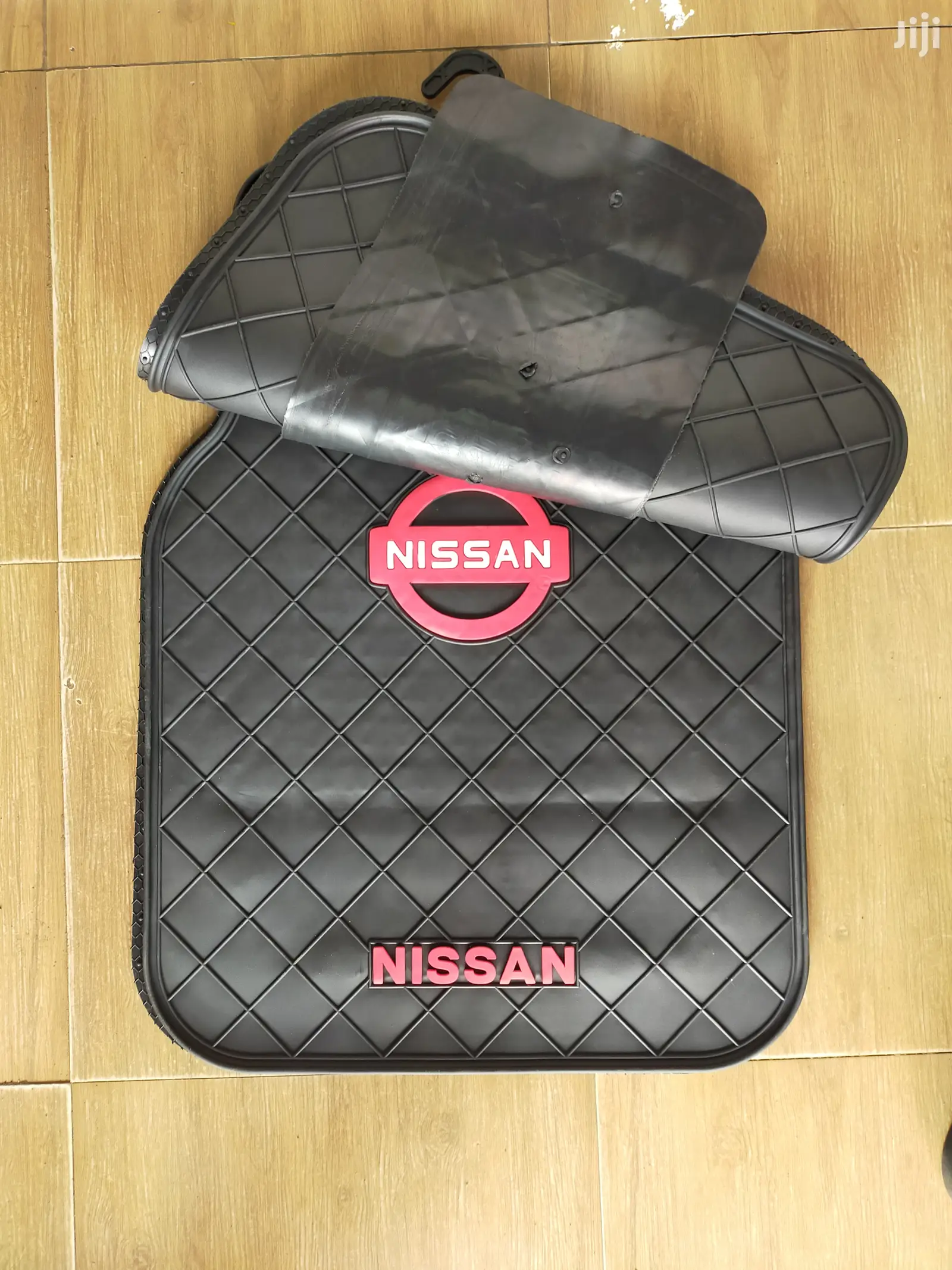 Nissan Floormats Carmats