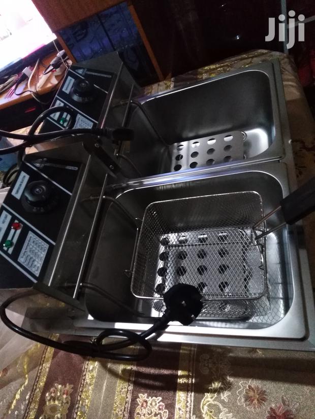 Chip's Deep Fryer Double Imported for Small Start-Up Busines - thumbnail 2