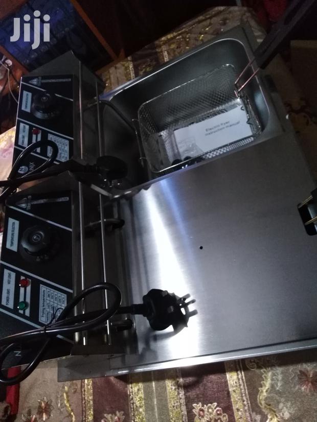 Chip's Deep Fryer Double Imported for Small Start-Up Busines - thumbnail 3