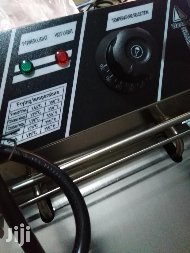 Chip's Deep Fryer Double Imported for Small Start-Up Busines - thumbnail 4